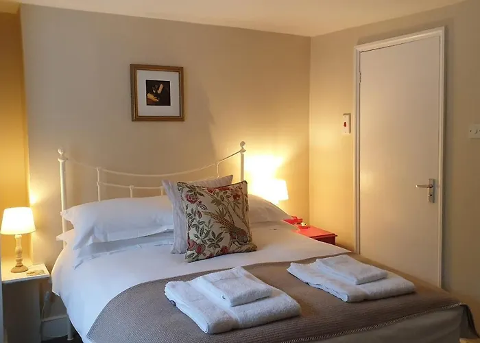 Starlings Guest House